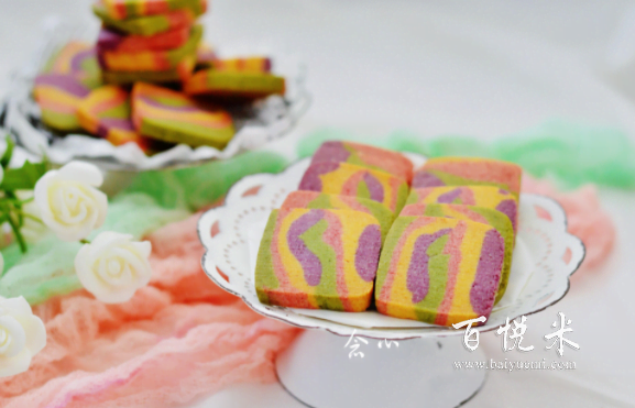 餅干不用去買了,好看又好吃的彩虹餅干,小孩子的最愛,烘焙小白也能做